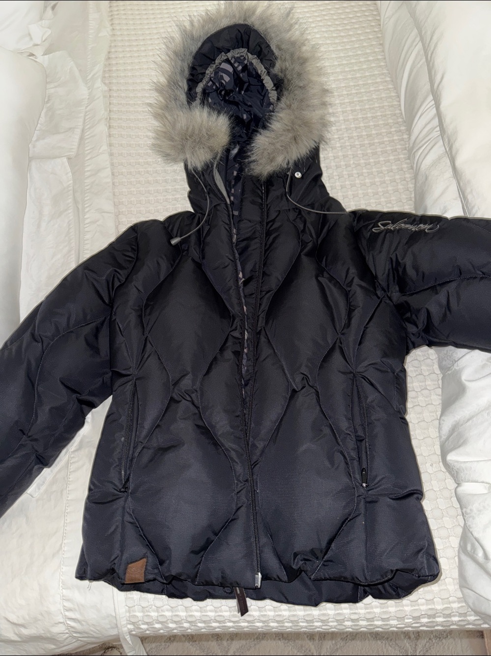 Down winter ski parka jacket y2k fur hood new condition